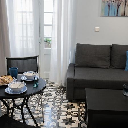 The Blue Apartment In The Heart Of Heraklion Exteriör bild