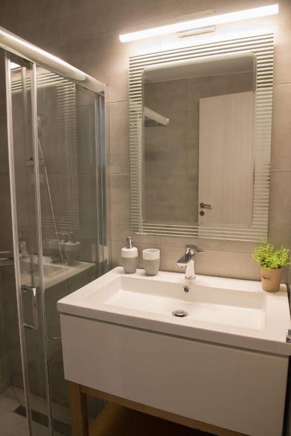 The Blue Apartment In The Heart Of Heraklion Exteriör bild
