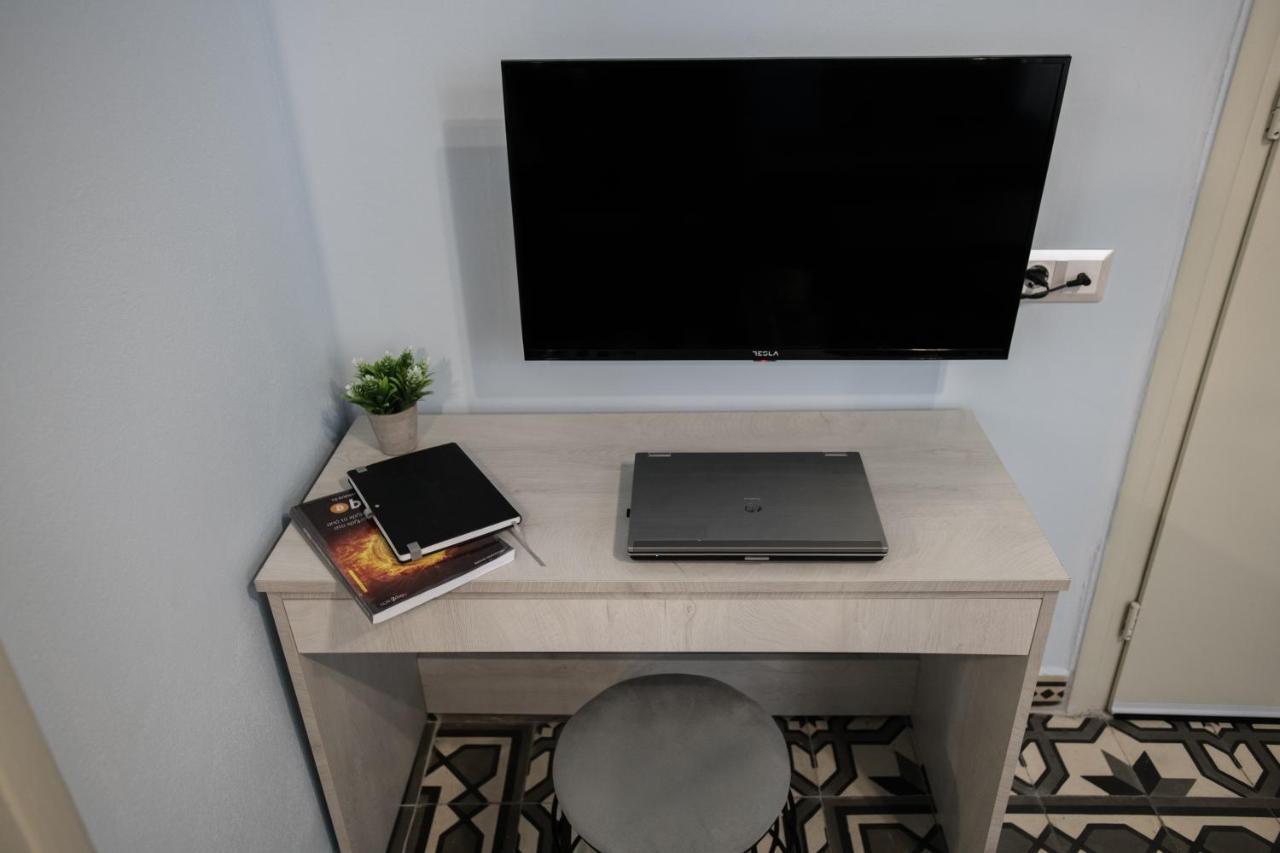The Blue Apartment In The Heart Of Heraklion Exteriör bild